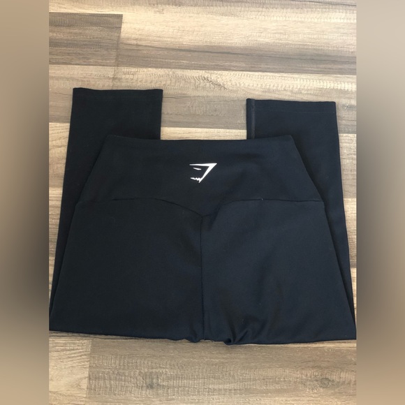 Gymshark Cropped Black Seamless Leggings - Picture 2 of 10